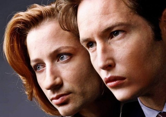 Seriāla "X Files" galvenie varoņi Skallija un Malders 