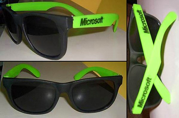 Brilles - $173.000. No visām 80-tajos gados Microsoft darbiniekiem izsniegtajām brillēm ir saglabājušās tikai šīs