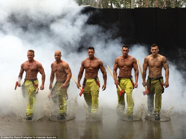 ugunsdzēsēji