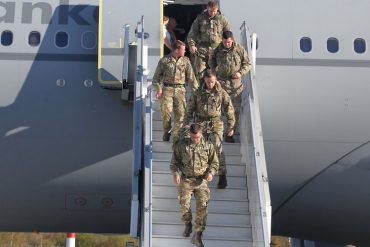 NATO karavīri