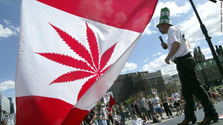 Kanāda legalizē marihuānu