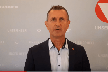 Austrijas aizsardzības ministrs