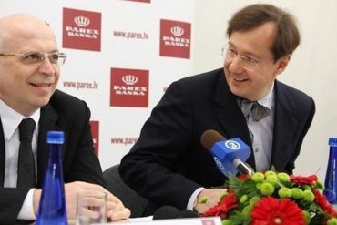 Krasovickis un Kargins, Parex