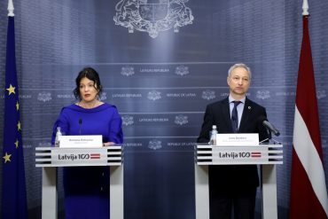 Petraviča un Bordāns