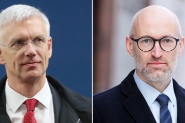 Krišjānis Kariņš, Daniels Pavļuts