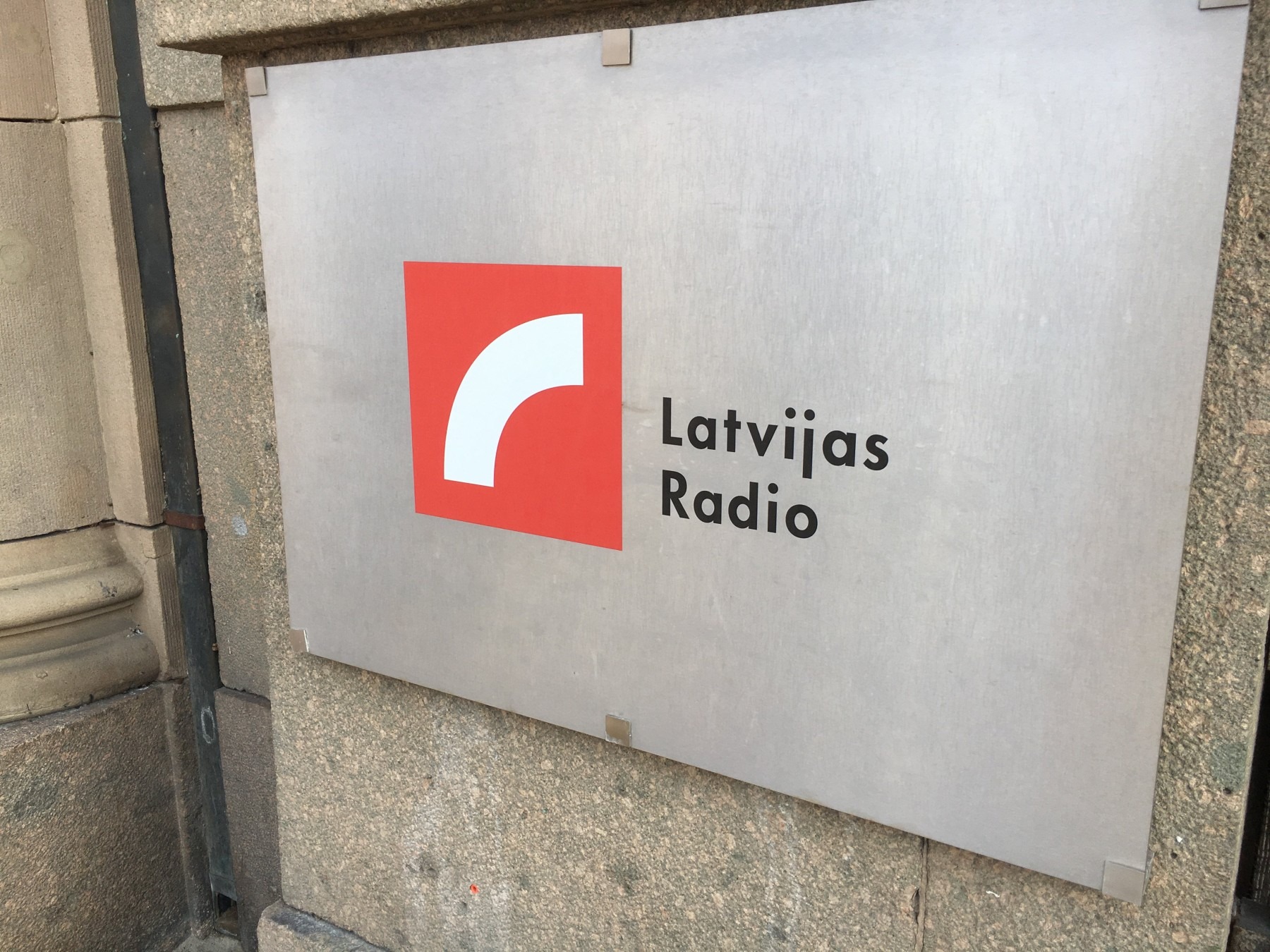 Latvijas Radio valdi sašķeļ strīdi par galveno redaktori – 