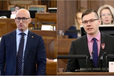 Daniels Pavļuts, Jānis Iesalnieks
