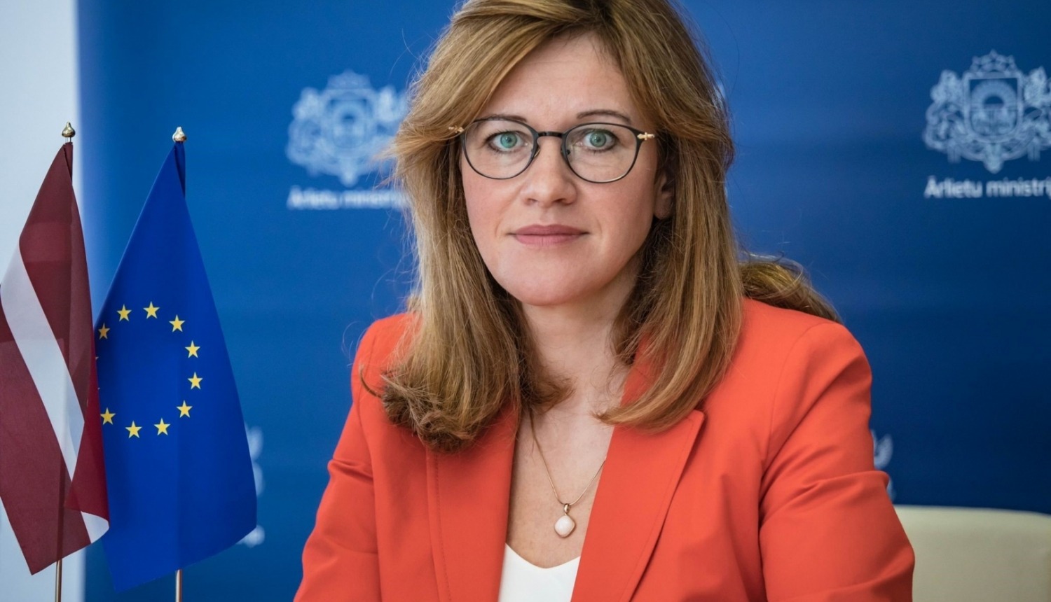 Psiholoģisks terors un emocionāla vardarbība: Astras Kurmes un 25 ...