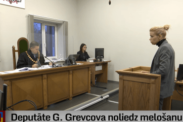 Tiesā Gloriju Grevcovu
