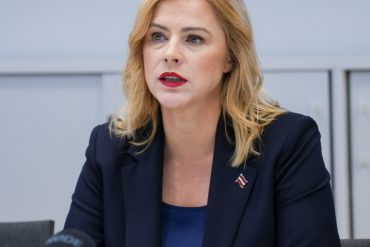 Evika Siliņa