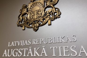 augstaka tiesa