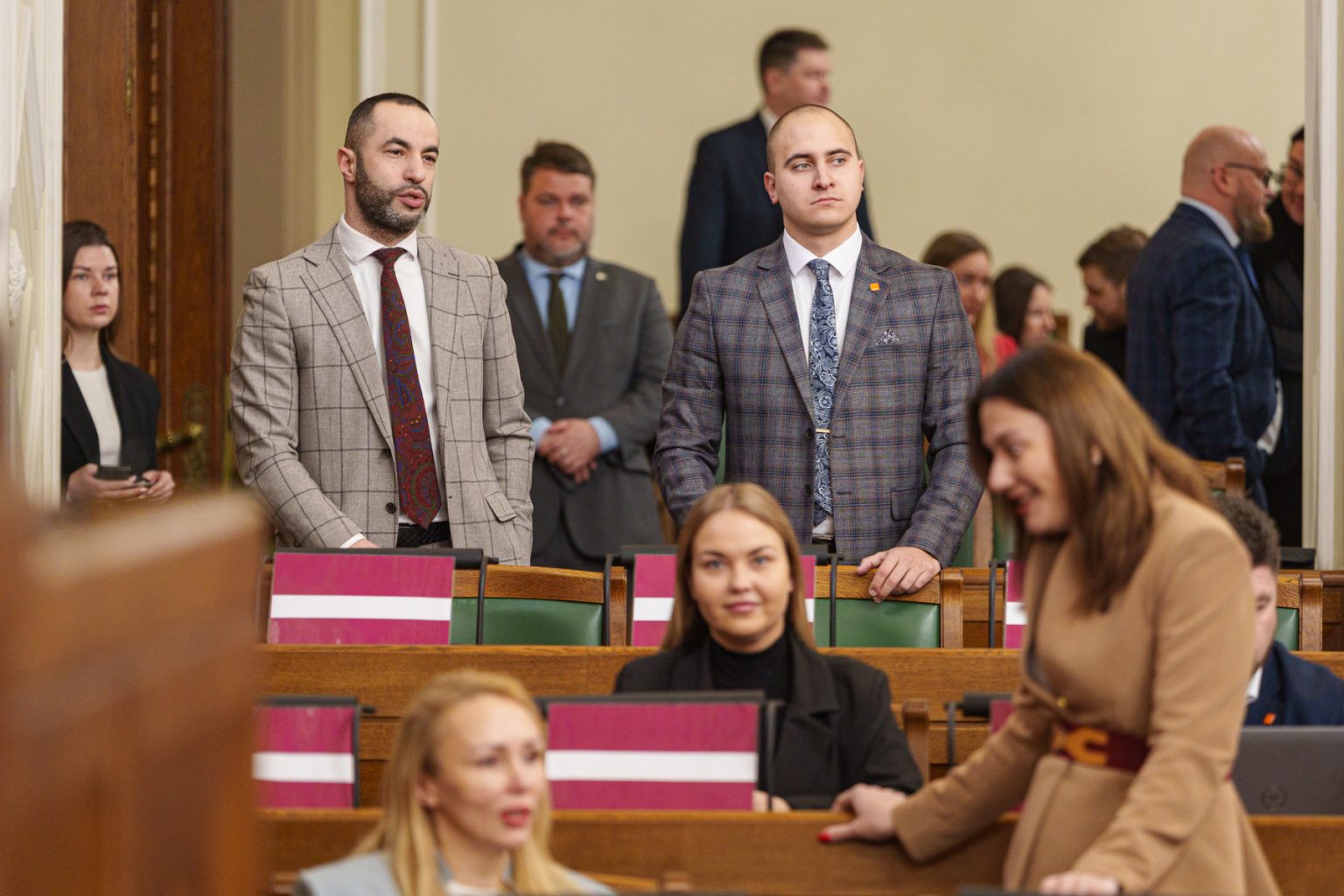 “Stabilitātei!” Saeimas frakcija – trīs deputāti izstājušies, ja vēl ...